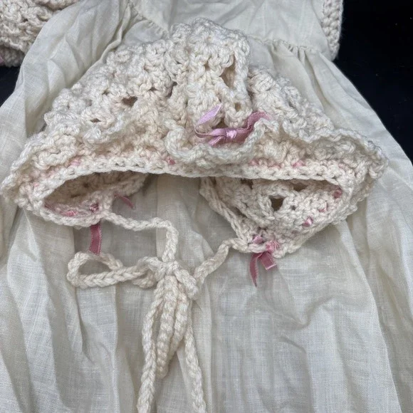 VTG CHRISTENING HANDMADE Off WHITE CROCHET GOWN DRESS BABY Bonnet Booties Slip - Picture 4 of 9